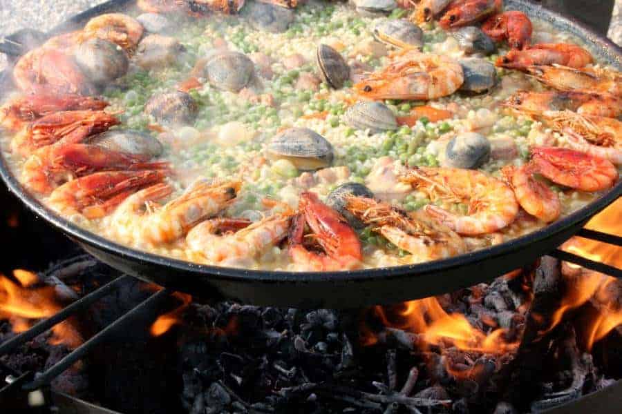 spanish seafood paella