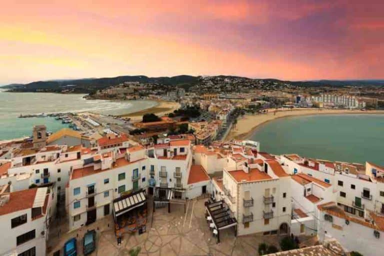 Read more about the article 11 Best Towns and Cities to Visit in Spain | All With Photos