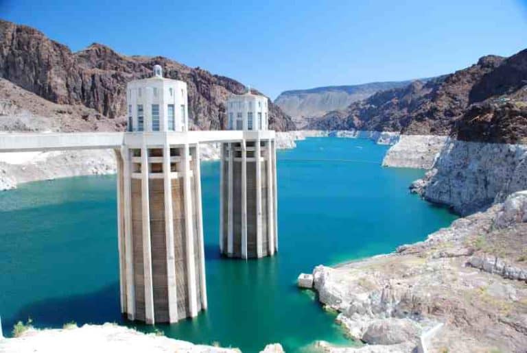 Read more about the article How to Get to Hoover Dam from Las Vegas | Your Best Options Listed